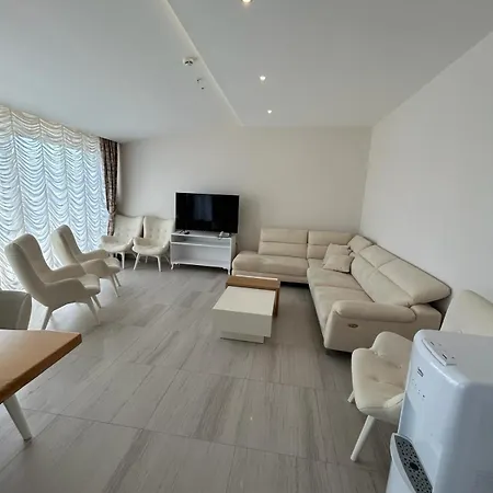 Graf Victor Apartman *